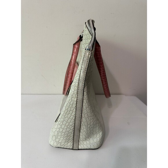 GUESS VEGAN LEATHER LARGE SACHEL/shoulderbag - Picture 5 of 9